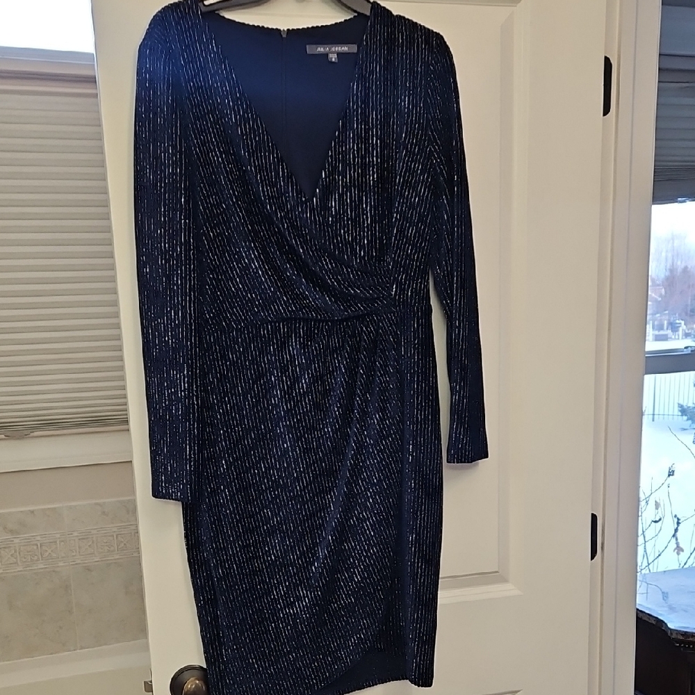 Julia Jordan Navy Long Sleeve Dress